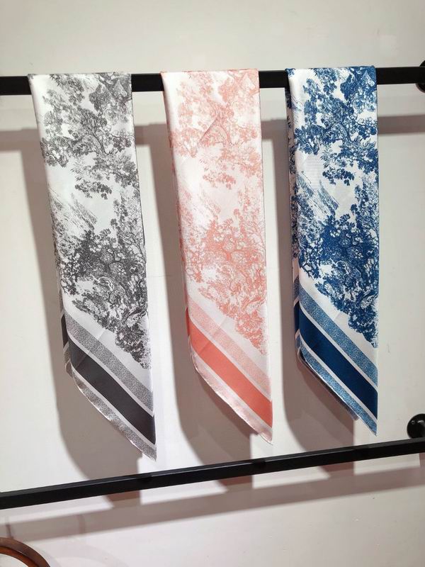 Dior silk scarf 90X90cm E07